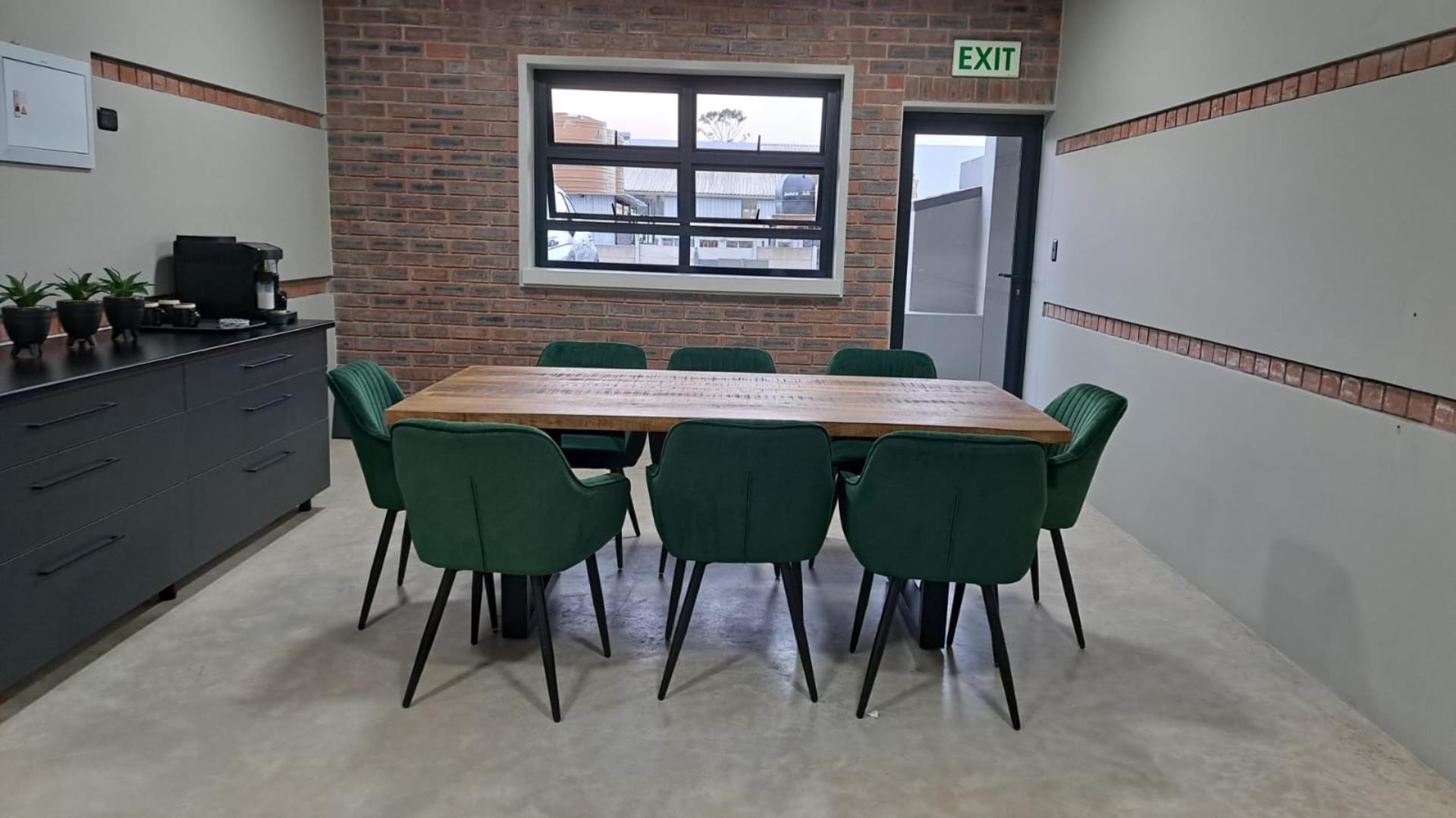 768590_Meetingroom.jpg